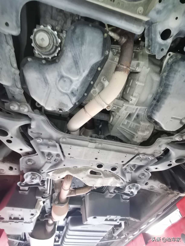 有錢人標配，加價擋不住，82萬提臺開了五年的豐田埃爾法值不值？