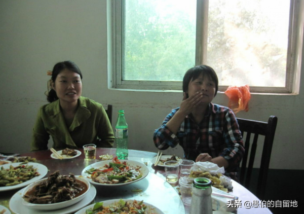 紀實:他曾是村裡的首富,卻因婚姻接連受挫,最終成了一個瘋子 紀實:他曾是村裡的首富,卻因婚姻接連受挫,最終成了一個瘋子