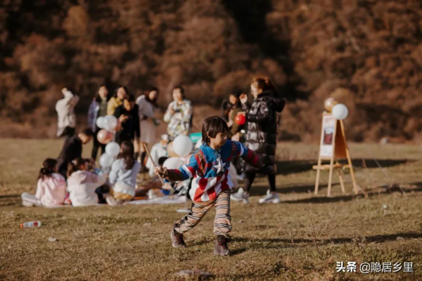 秦嶺紅葉房開售 | 一座座山間小屋，藏著秦嶺最美的秋