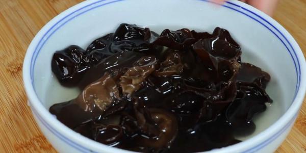 雞蛋教你簡單一做，不炒不煮，上桌比紅燒肉還受歡迎，瞬間光碟