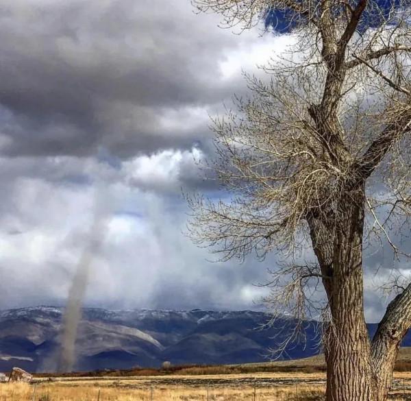 18張罕見現象，原來還有白色的彩虹