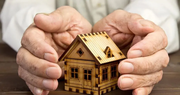 近半月七城打響購房補貼戰，房產持有要多想，一定要有保障做後盾