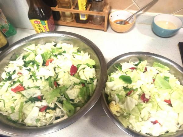 油鹹菜很下飯!今天把我醃製油鹹菜的方法分享給大家: 油鹹菜很下飯!今天把我醃製油鹹菜的方法分享給大家: