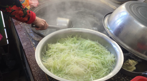 蘿蔔餡包子好吃,調餡有訣竅,教你飯店秘製配方,鮮香味美,真鮮 蘿蔔餡包子好吃,調餡有訣竅,教你飯店秘製配方,鮮香味美,真鮮