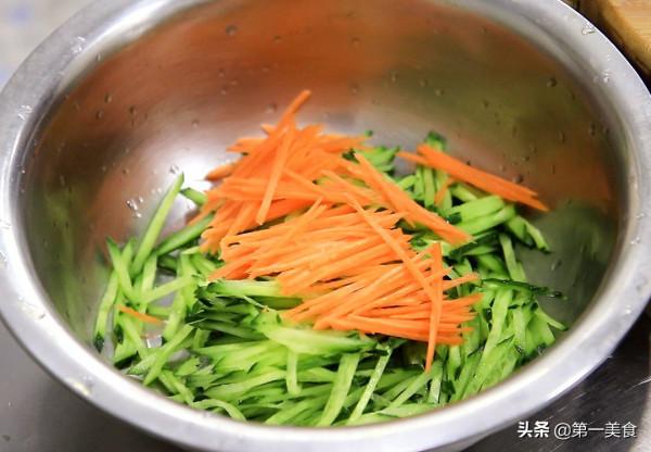 黃瓜拌木耳要不要先浸泡,廚師長教你正確做法,酸辣爽口又入味 黃瓜拌木耳要不要先浸泡,廚師長教你正確做法,酸辣爽口又入味