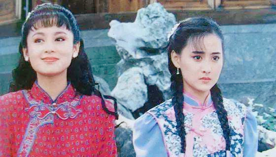 當女明星撞衫時，林心如次次都輸，52歲的陳紅卻贏了32歲的景甜