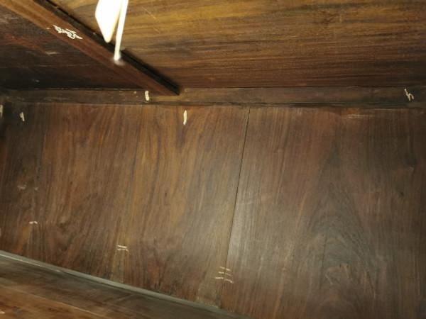 十二年前33萬美元,黃花梨方角櫃最終流拍 十二年前33萬美元,黃花梨方角櫃最終流拍