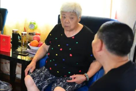 她是汽車16團第一位女兵，也是那些年唯一的女兵