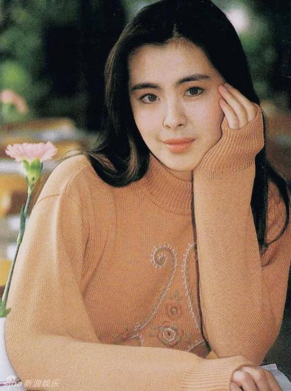 沒有美顏的年代，香港影壇真正的女神～王祖賢