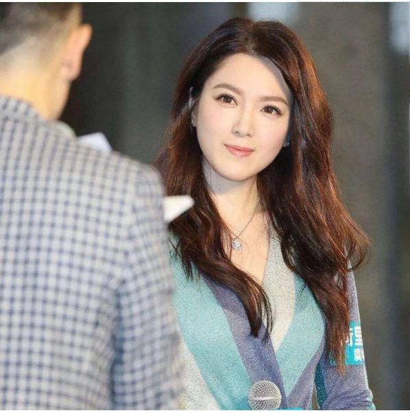 熊黛林和方媛的“天王嫂”之爭，估計她永遠有個疑問：我輸在哪兒