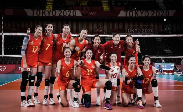 柳暗花明！排協主動向郎平示好，中國女排選帥或再次出現轉機