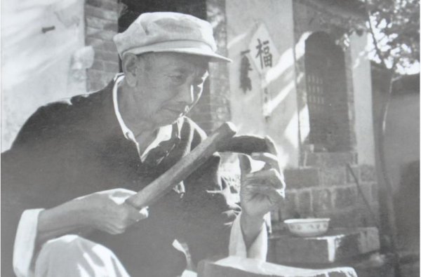 紅軍老團長在鄉務農8年,村民不知身份,直到主席派人請他去北京 紅軍老團長在鄉務農8年,村民不知身份,直到主席派人請他去北京