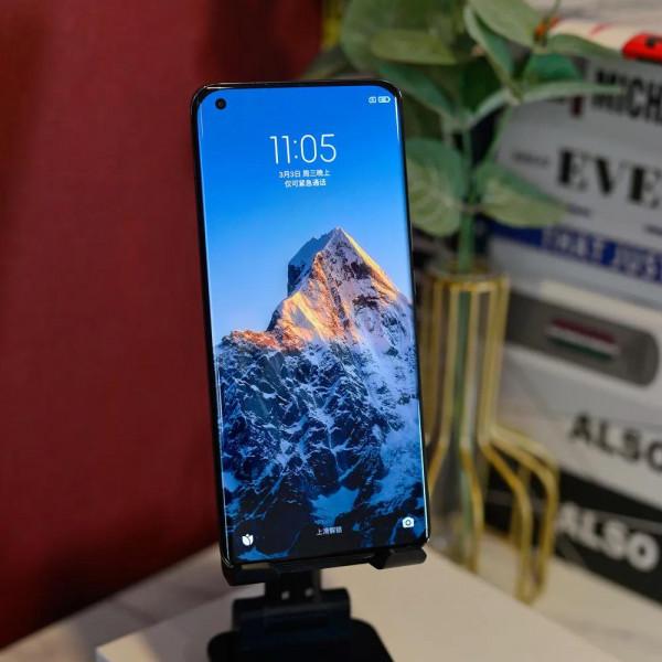 今天我們來嘮嘮螢幕…… 今天我們來嘮嘮螢幕……