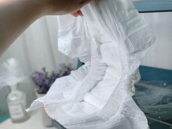 二手衣服寶寶勉強能穿，但有四類東西不能拿，欠了人情還影響健康