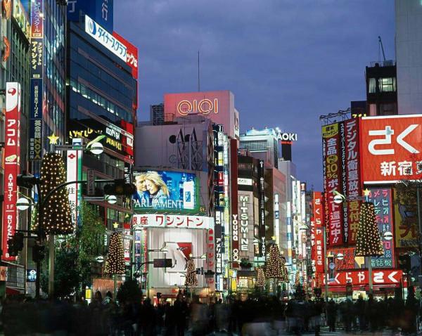 迷失東京系列一：沉浸浪漫偶像劇的“愛之旅”