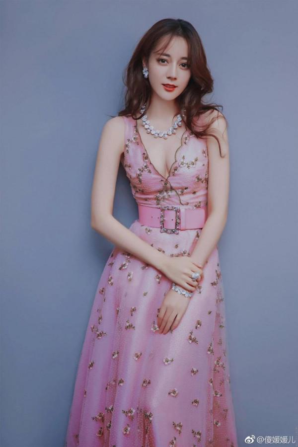 美人迪麗熱巴精美圖集