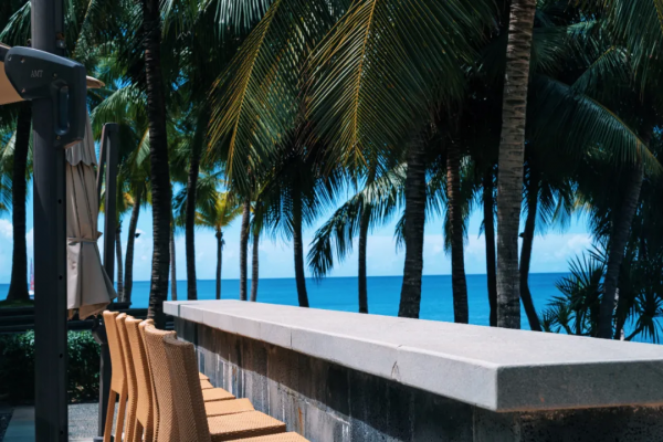 依山傍海獨享一灣,這家扇子酒店讓我錯覺是又回到了東南亞 依山傍海獨享一灣,這家扇子酒店讓我錯覺是又回到了東南亞