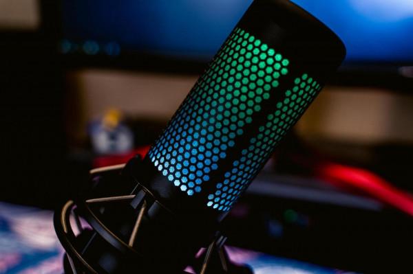 桌面麥克風的集大成者：HyperX 聲浪 S