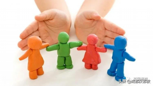 毫無人性！韓國變態幼兒園2個月虐待兒童660次，讓孩子脫褲互毆