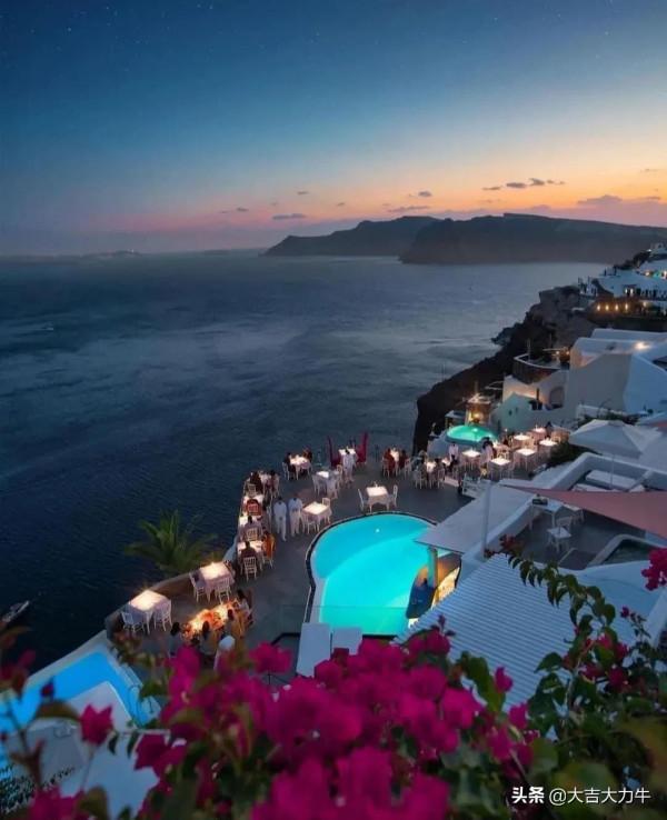 聖托里尼，一個夢鄉里的世界