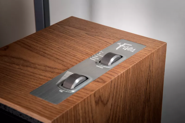 《What Hi-Fi？》力薦 I 年度最值得買的客廳音響-Klipsch The Fives