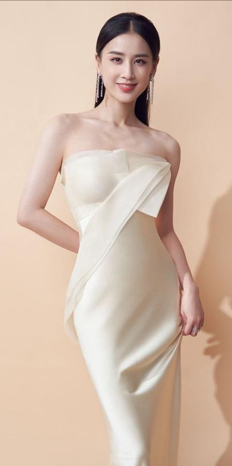 黃聖依美照一冊,欣賞 黃聖依美照一冊,欣賞