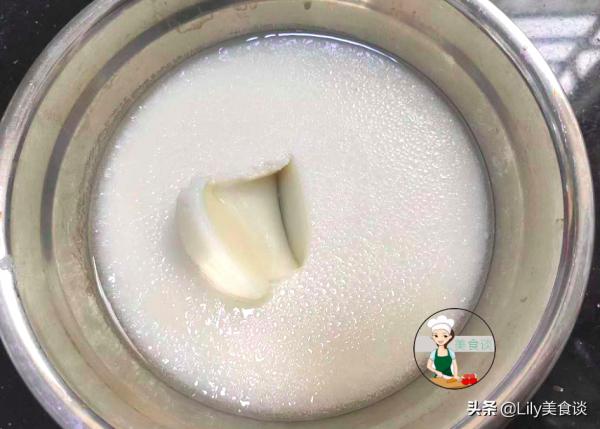 月餅別去買了，自己做配方簡單零失敗，不用烤箱，老人孩子放心吃