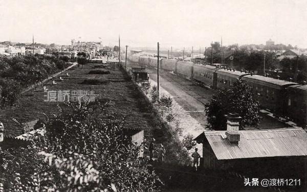 哈爾濱火車站，百張歷史老照片，四代站舍更替，你不一定見過