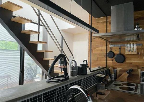 45歲日本阿姨的家火了!她說:最明智的決定就是“窮硬裝富軟裝” 45歲日本阿姨的家火了!她說:最明智的決定就是“窮硬裝富軟裝”