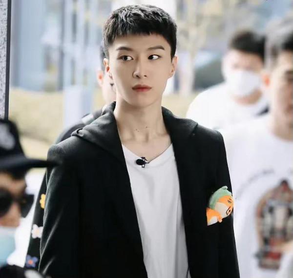 青春環遊記3終於開始錄了,賈玲範丞丞楊迪宋小寶現身莫干山 青春環遊記3終於開始錄了,賈玲範丞丞楊迪宋小寶現身莫干山