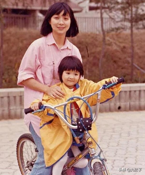 “香港最後的美少女”薛凱琪，那些年做的“糊塗”事，41歲仍單身