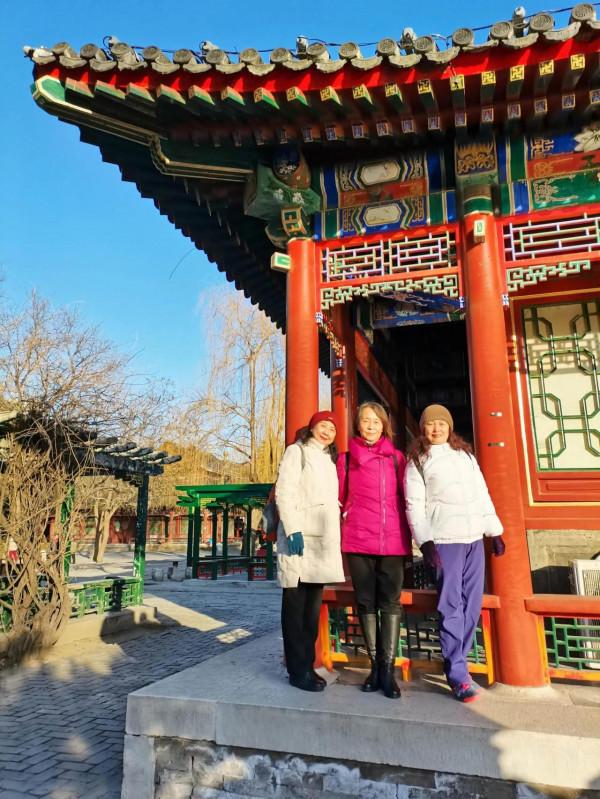 三位姥姥逛北京大觀園
