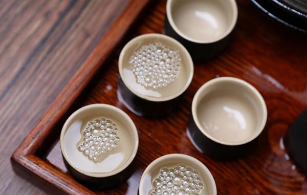 國內4大接近“零差評”的白酒，喝過2款以上的，酒齡都不小了