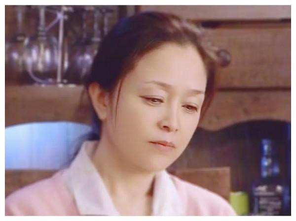 劉莉莉:30多歲相親嫁圈外人,巔峰期放棄事業,女兒是她的驕傲 劉莉莉:30多歲相親嫁圈外人,巔峰期放棄事業,女兒是她的驕傲