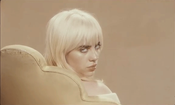 碧梨跨界香水設計,推出同名“Eilish”香水 碧梨跨界香水設計,推出同名“Eilish”香水