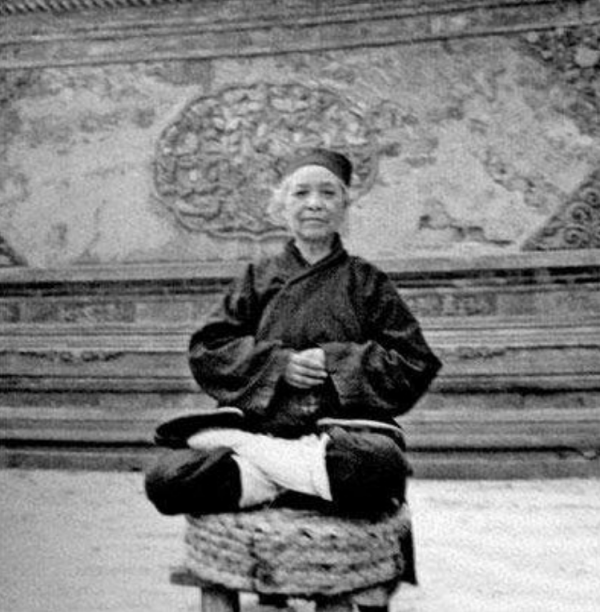 118歲武當道姑：中國坐化第一人，邵逸夫90歲上山拜師後活到107歲