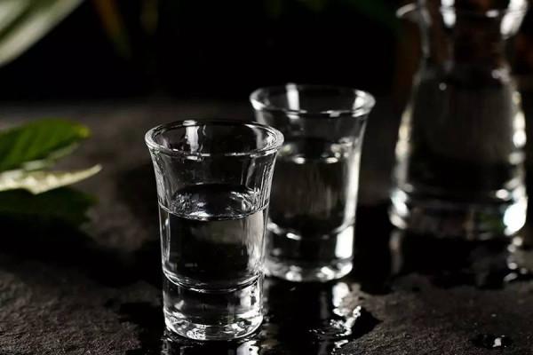 白酒可以加熱喝嗎？加熱白酒必須要注意的事項