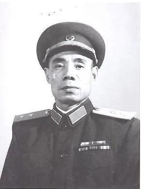 雲山戰鬥，吳信泉交火後才知道打的是美軍：本想吃肉，卻啃了骨頭