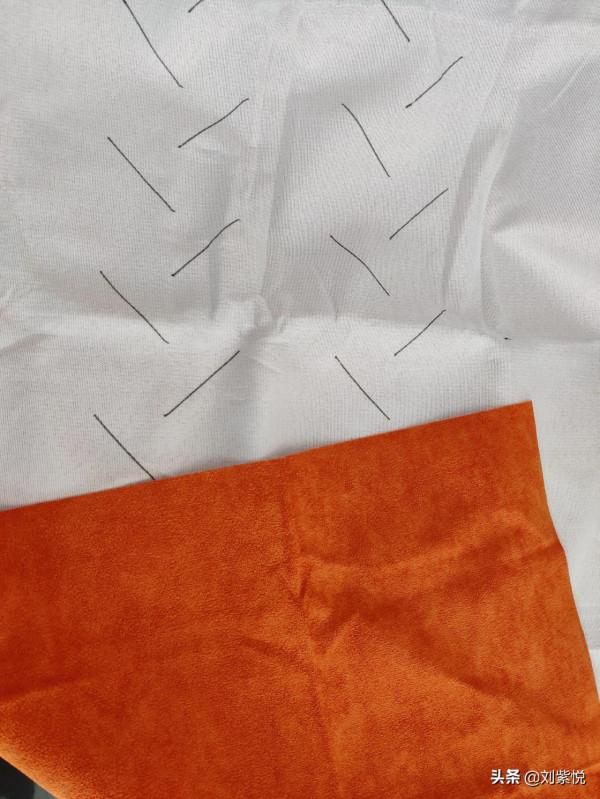 手縫元寶抱枕，一看就會