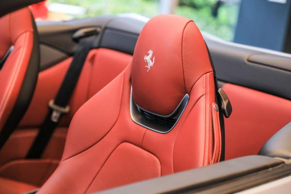 全國就一臺!實拍法拉利最便宜的敞篷跑車Portofino M 全國就一臺!實拍法拉利最便宜的敞篷跑車Portofino M