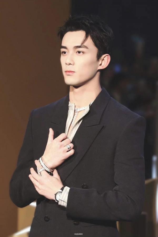 長得醜就別穿西裝！這6位將西裝穿到極致，告訴你什麼才是真帥哥