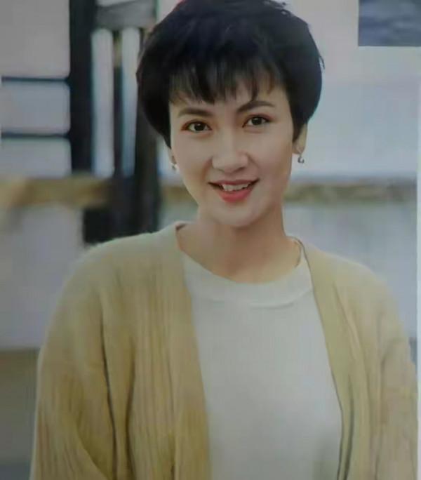 陳美琪:16歲與周潤發搭戲,21歲嫁給富豪,卻遭人算計終生不孕 陳美琪:16歲與周潤發搭戲,21歲嫁給富豪,卻遭人算計終生不孕