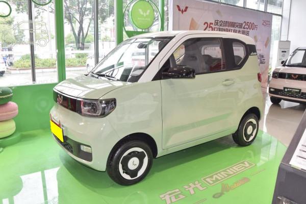 高顏值的設計+2.88萬元起售價，五菱宏光MINI EV值得入手嗎？