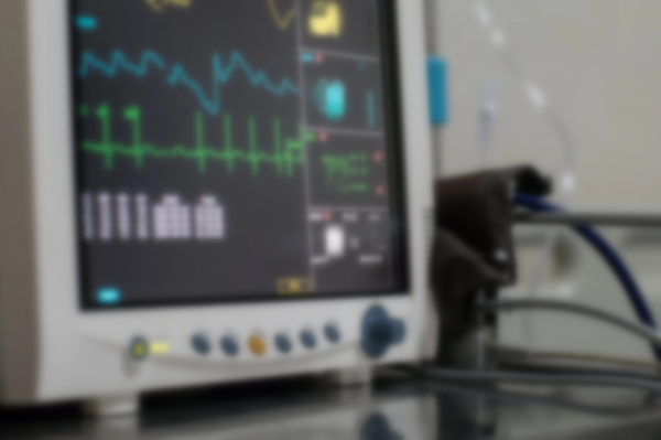 產檢很順利，懷孕33周子宮卻突然破裂，肚子裡全是“血塊”