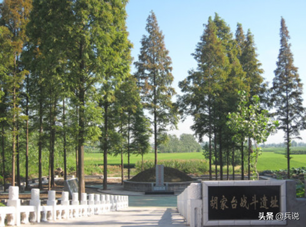 日軍軍官歇斯底里,遭新四軍捅殺,指導員一看肩章:是個中佐 日軍軍官歇斯底里,遭新四軍捅殺,指導員一看肩章:是個中佐