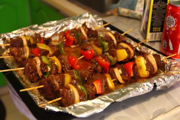愛吃烤串的朋友不要錯過，教你解饞過癮的南瓜牛肉串，百吃不厭