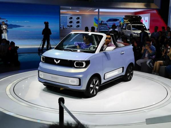 國產加長X5、4.0T V8紅旗、敞篷MINIEV，明年第一波新車值得期待