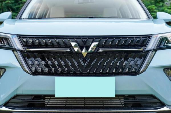 想買10萬級品質好的SUV，不妨看看這兩款，油耗低、空間大、安全