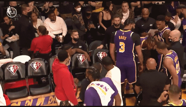 你們一個個,都以為霍華德好欺負嗎? 你們一個個,都以為霍華德好欺負嗎?