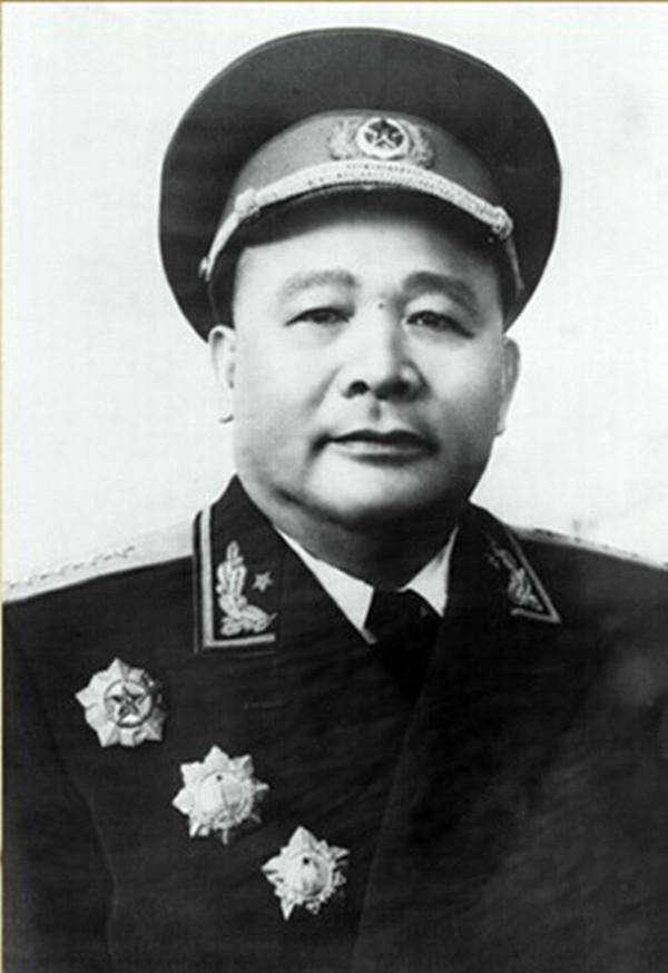 1934年山西老農救下3000紅軍,建國後程子華三令五申:一定要找到他